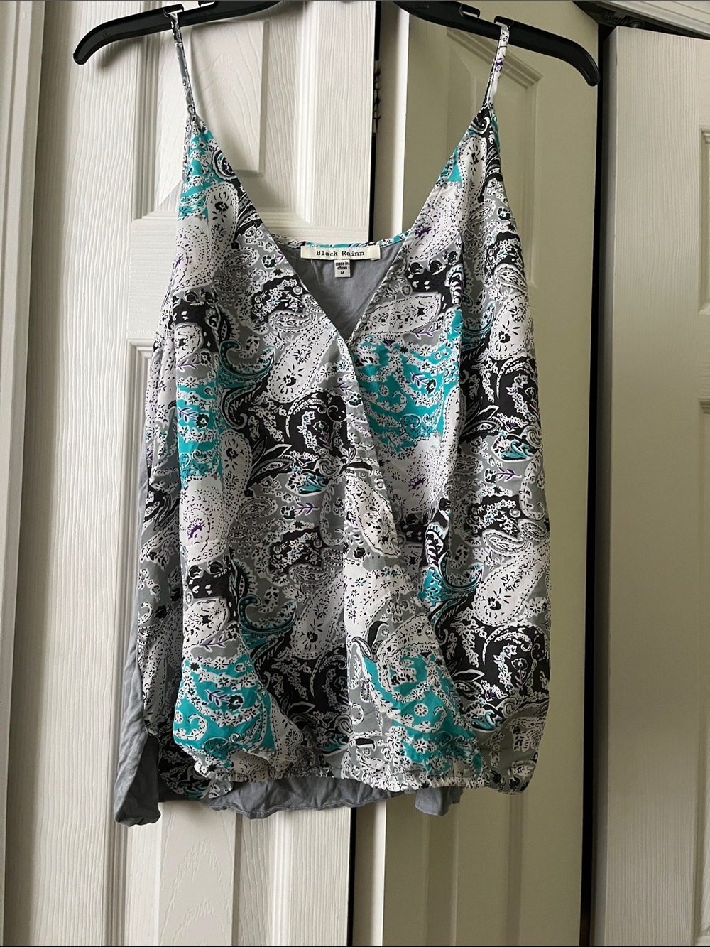 Black Rainn Paisley Print Tank Top in Teal, Black, Gray